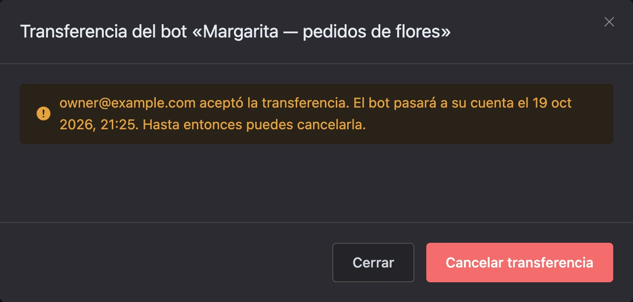 La ventana de transferencia después de que el destinatario aceptó, con el botón Cancelar transferencia