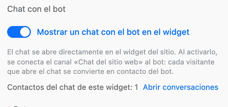 El interruptor «Mostrar un chat con el bot en el widget», la explicación debajo y el contador de contactos del chat